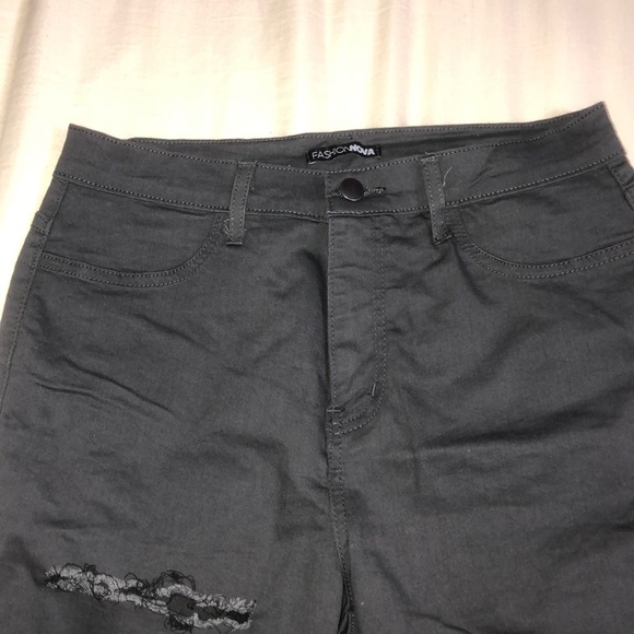 Jeans - Picture 3 of 6